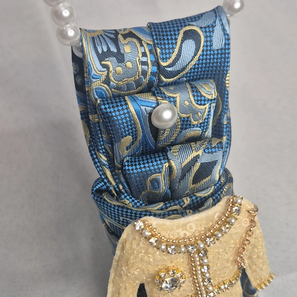 Handcrafted Luxury Fashion Necktie Necklace 📿 (BLUE LAGOON)